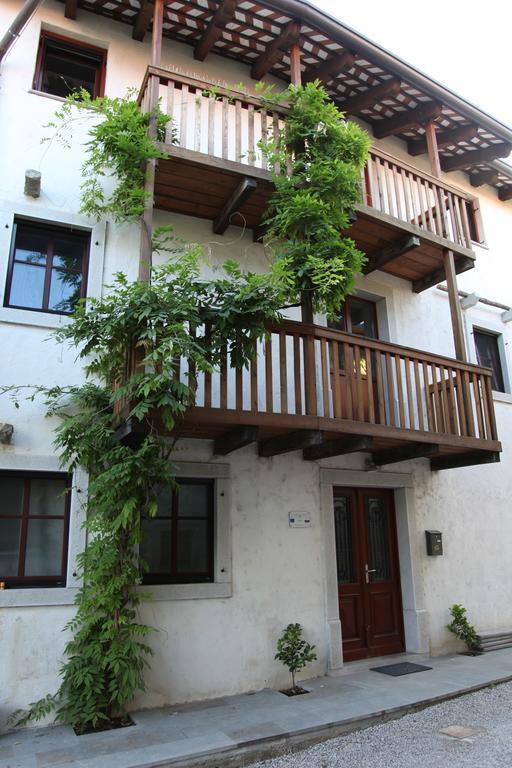 Boutique Hotel Dvor Доброво Экстерьер фото